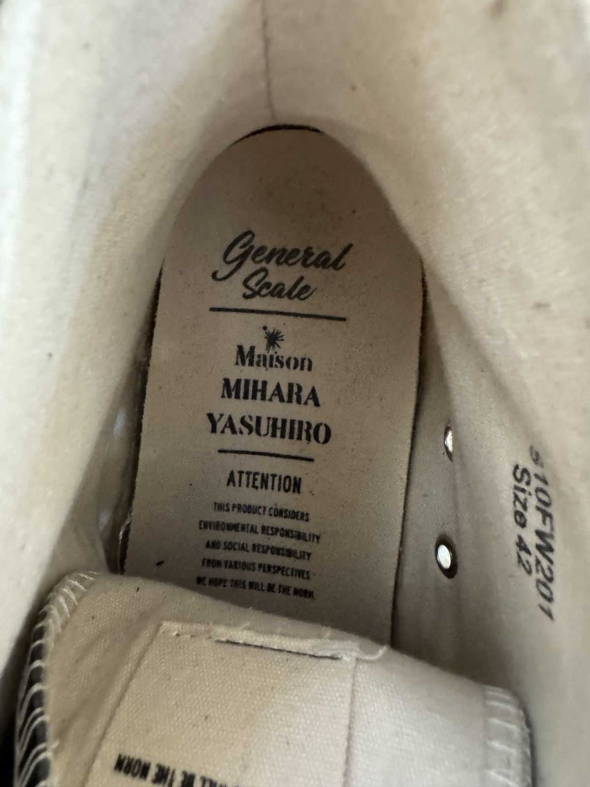 Maison MIHARA YASUHIRO Maison Yasuhiro Mihara General Scale High-Top Sneaker Size US 9 / EU 42 - 5 Thumbnail