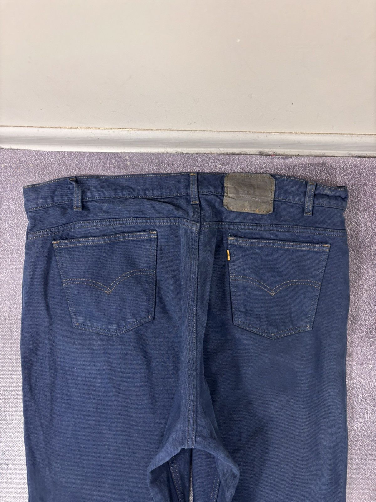 Levi's Vintage 1990s Levi’s 550 Orange Tab Navy Blue Denim Jeans Size US 42 / EU 58 - 5 Thumbnail