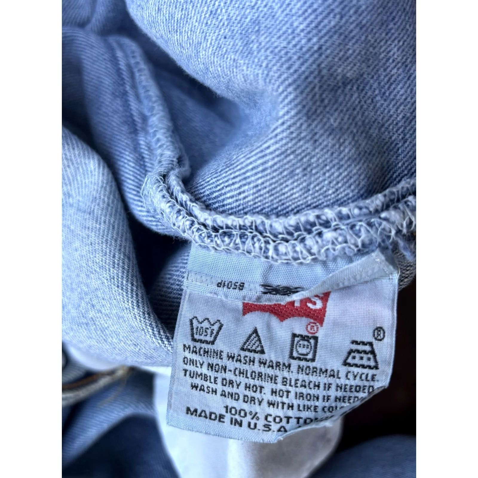 Levi's Vintage 90s Levi'S 501 XX Jeans 38x32 Blue Denim - Mid Rise - Button Details - Style - Distressed - USA Size US 38 / EU 54 - 2 Thumbnail