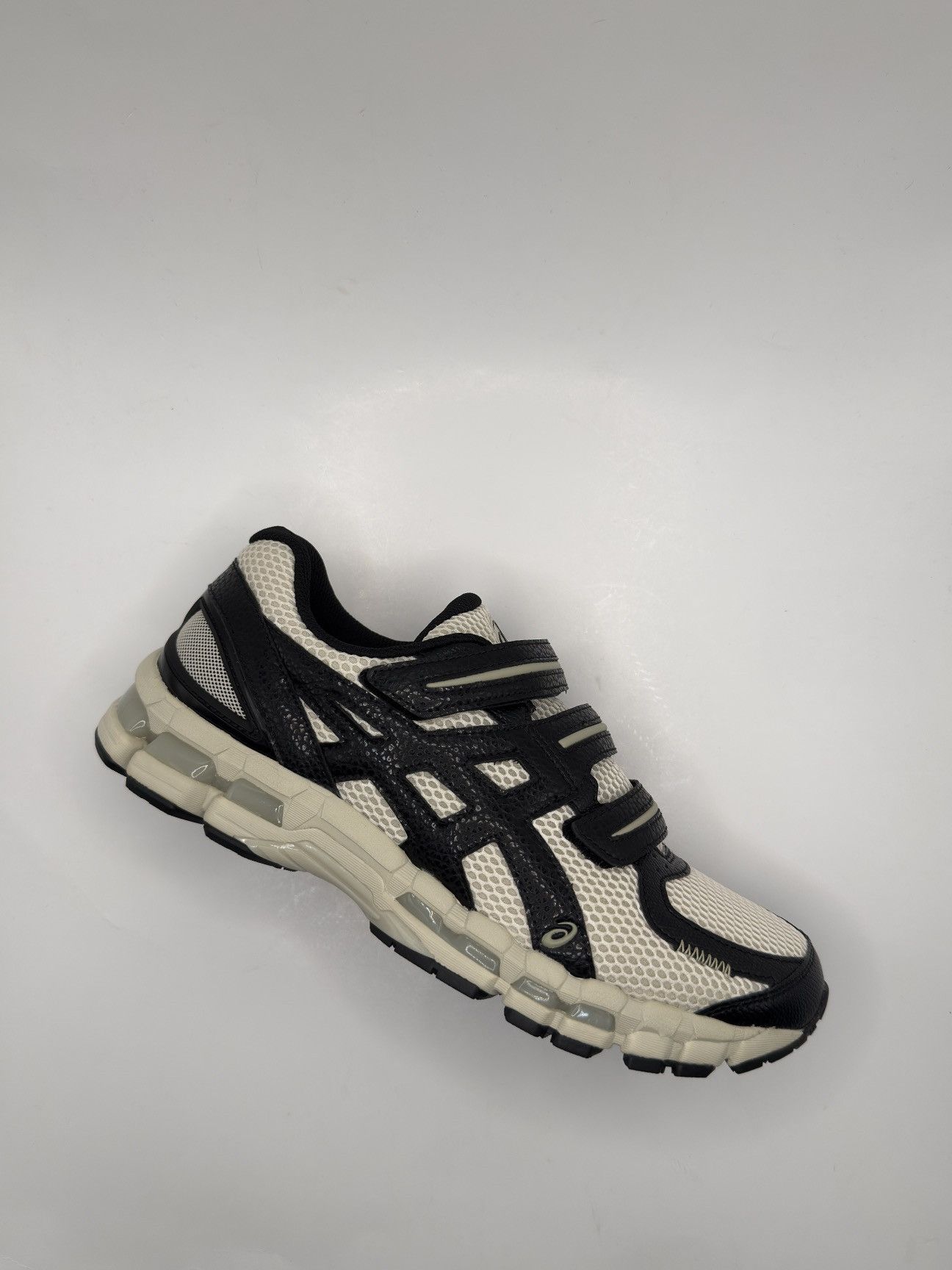 Asics Asics x HAL STUDIOS Gel Kayano 20 Size US 9 / EU 42 - 5 Thumbnail