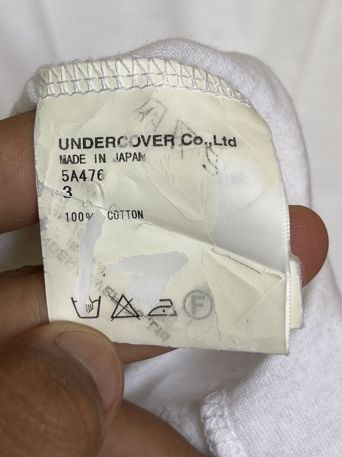 Undercover AW05 Undercover Patti Smith Lyrics Undercoverism V Neck Size US L / EU 52-54 / 3 - 6 Thumbnail