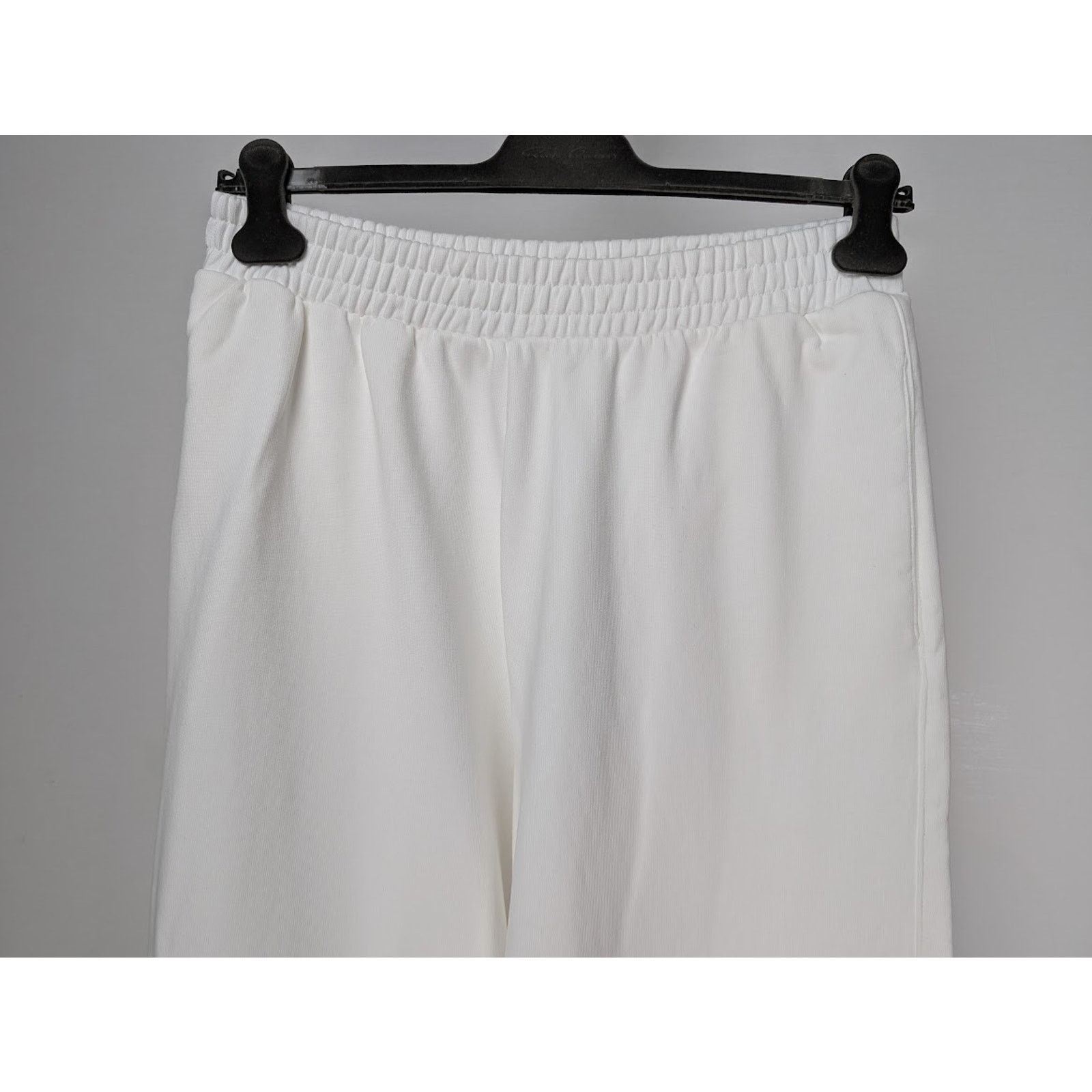 Maison Margiela o1rshd1 Women's /DUP/ MM6 Pants / Sweatpants Short in White Size 24" / US 00 / IT 34 - 3 Thumbnail