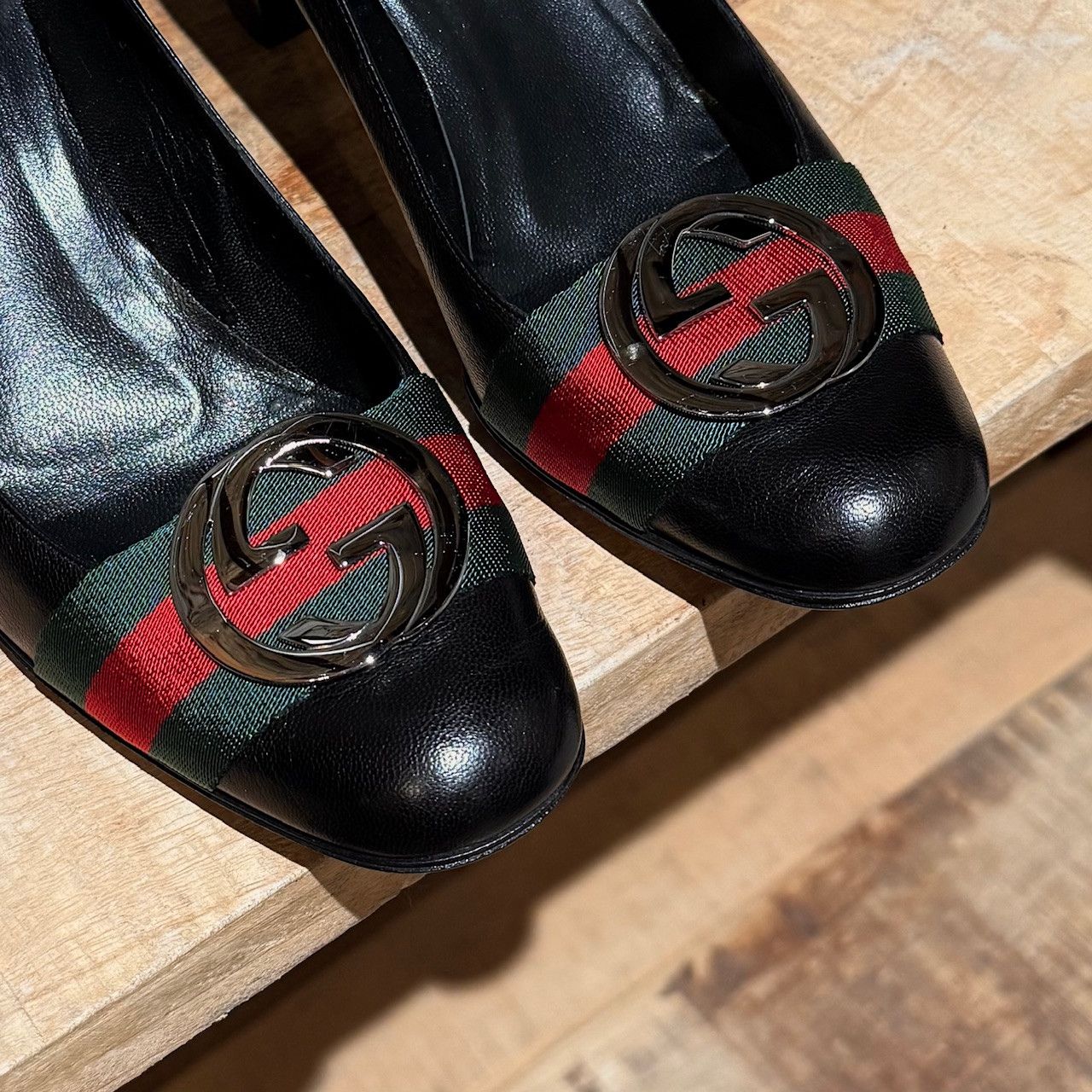 Gucci Gucci Black Leather Web Stripe Interlocking GG Pumps Size US 7.5 / IT 37.5 - 4 Thumbnail