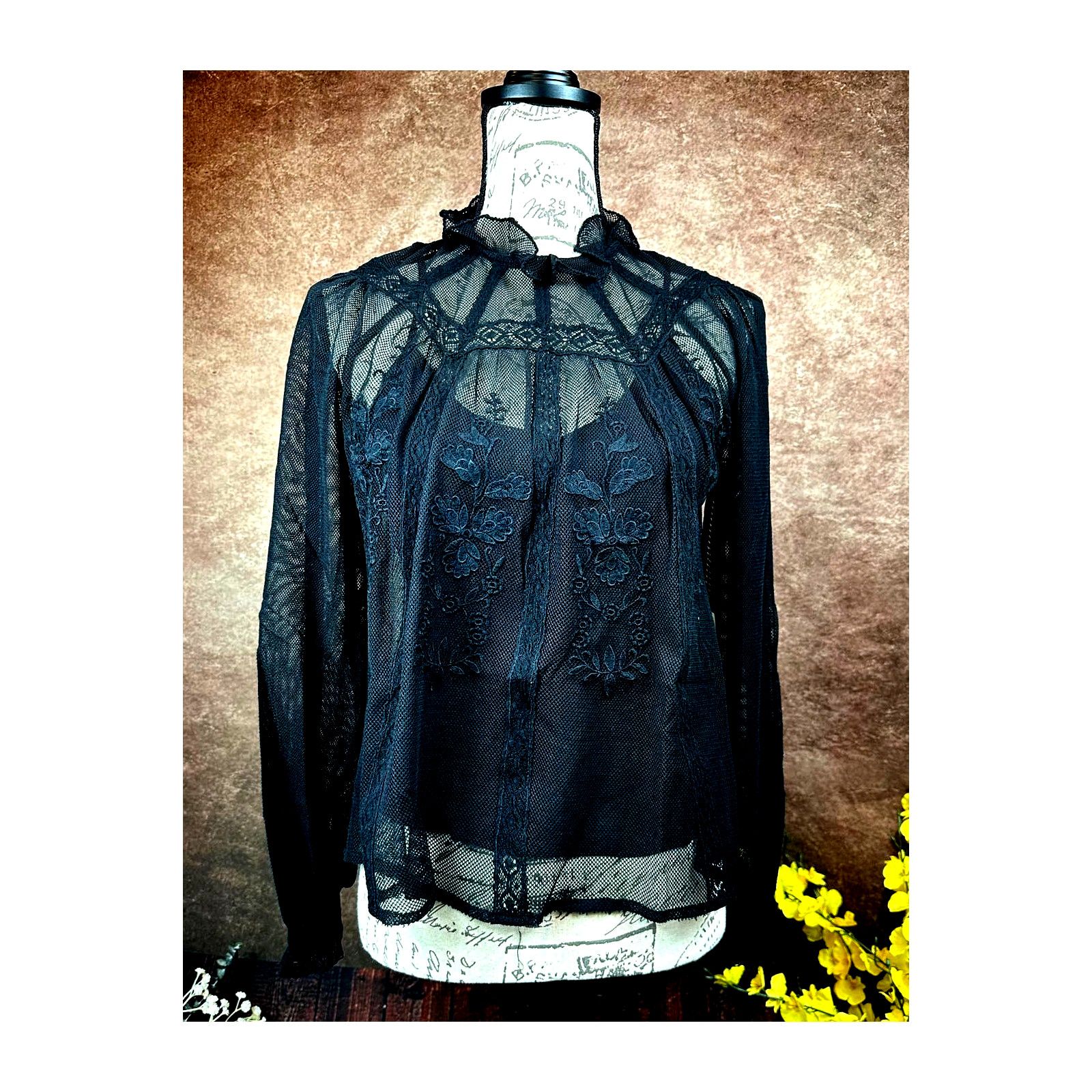 Other St Roche Lace Embroidered Ruffle Neck Flores Top Black 4 Size S / US 4 / IT 40 - 2 Thumbnail