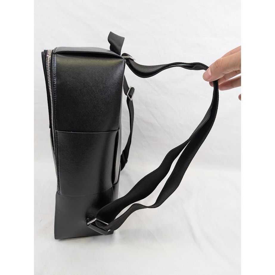 Bottega Veneta o1rshd1 Size: OS / Urban Leather Backpack in Black/Silver Size ONE SIZE - 18 Thumbnail