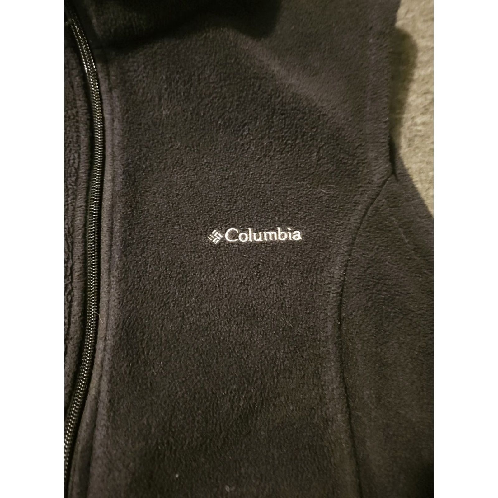 Vintage Columbia Vest Men's Large Black Full Zip Stand-Up Collar Pockets Fleece Outer Shell Polyester Regular Fit Size US L / EU 52-54 / 3 - 5 Thumbnail