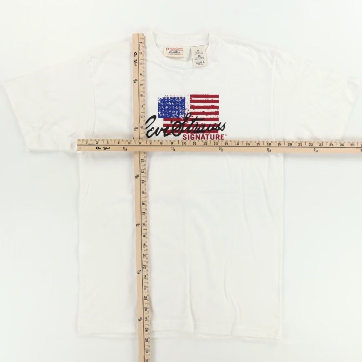 Vintage VINTAGE Levis Signature Made in US Solid T-Shirt White Men's XL Size US XL / EU 56 / 4 - 3 Thumbnail