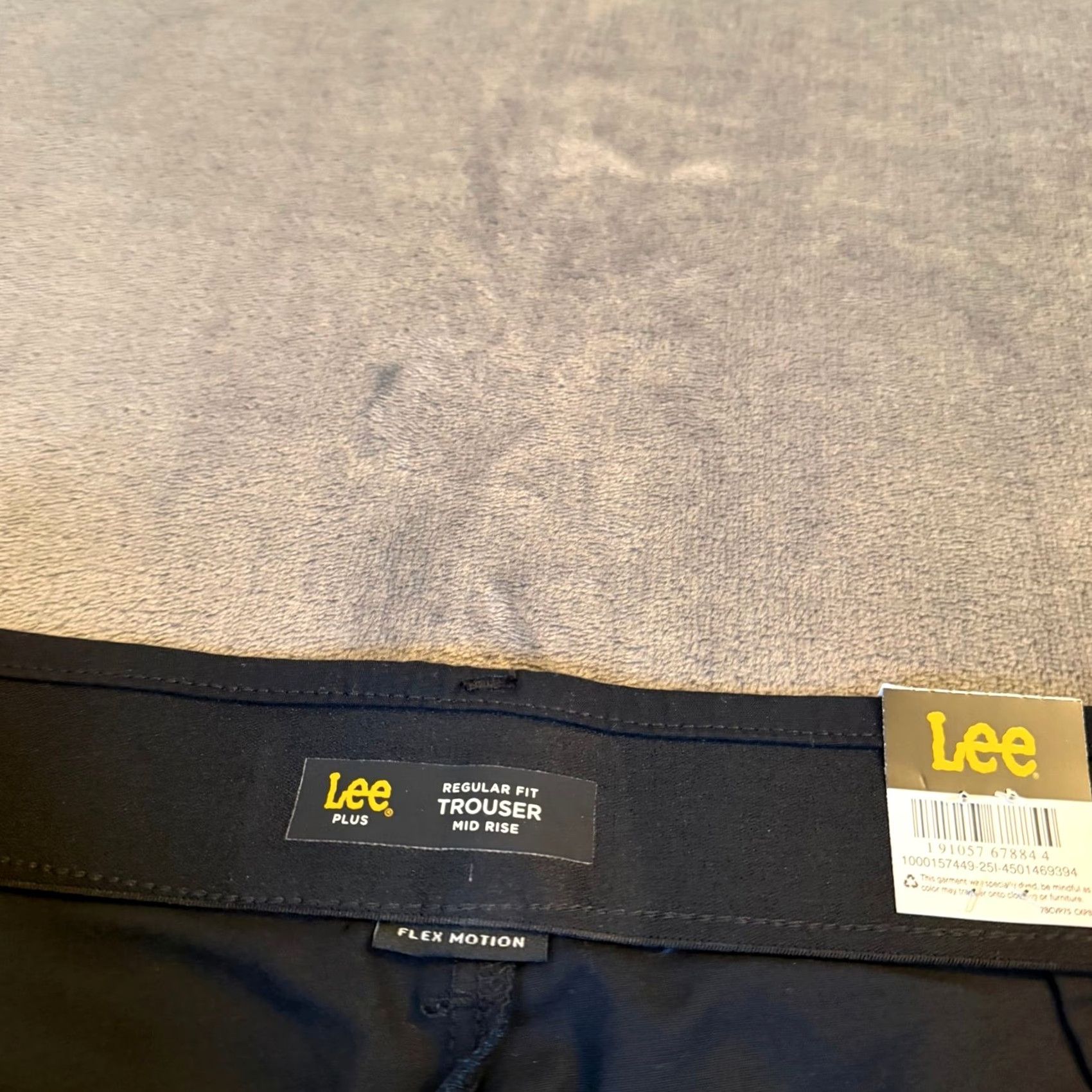 Lee Lee Trouser Mid Rise Black Pants Flex Motion Womens Plus size 18W Petite NWT Size 40" / US 18 - 2 Thumbnail