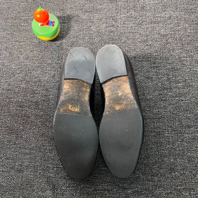 Gucci Gucci Leather Shoes Size 40-2506 Size US 6 / EU 39 - 7 Thumbnail