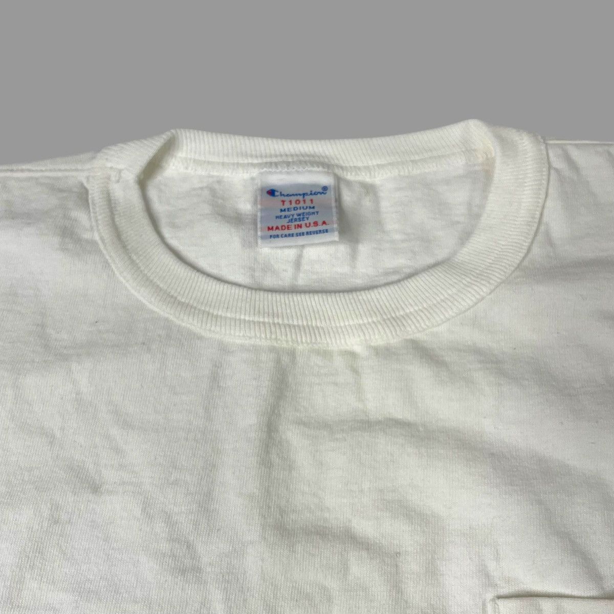 Champion × Vintage Vintage 90s champion heavyweight pocket t shirt Size US L / EU 52-54 / 3 - 3 Thumbnail