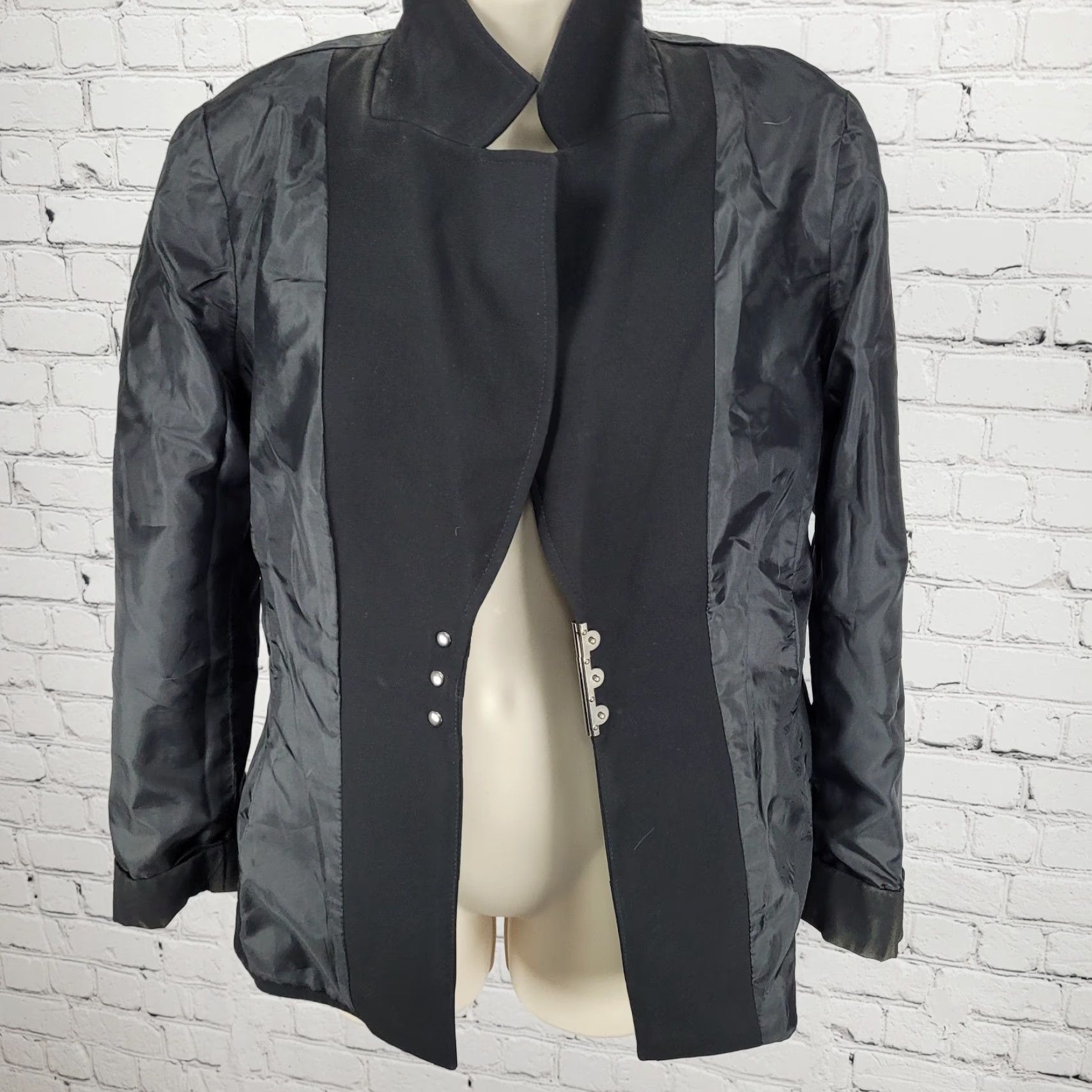 Vintage Tahari Black Snap Front Ventless Lined Notch Blazer Suit Formal Jacket Size 8 Size M / US 6-8 / IT 42-44 - 6 Thumbnail