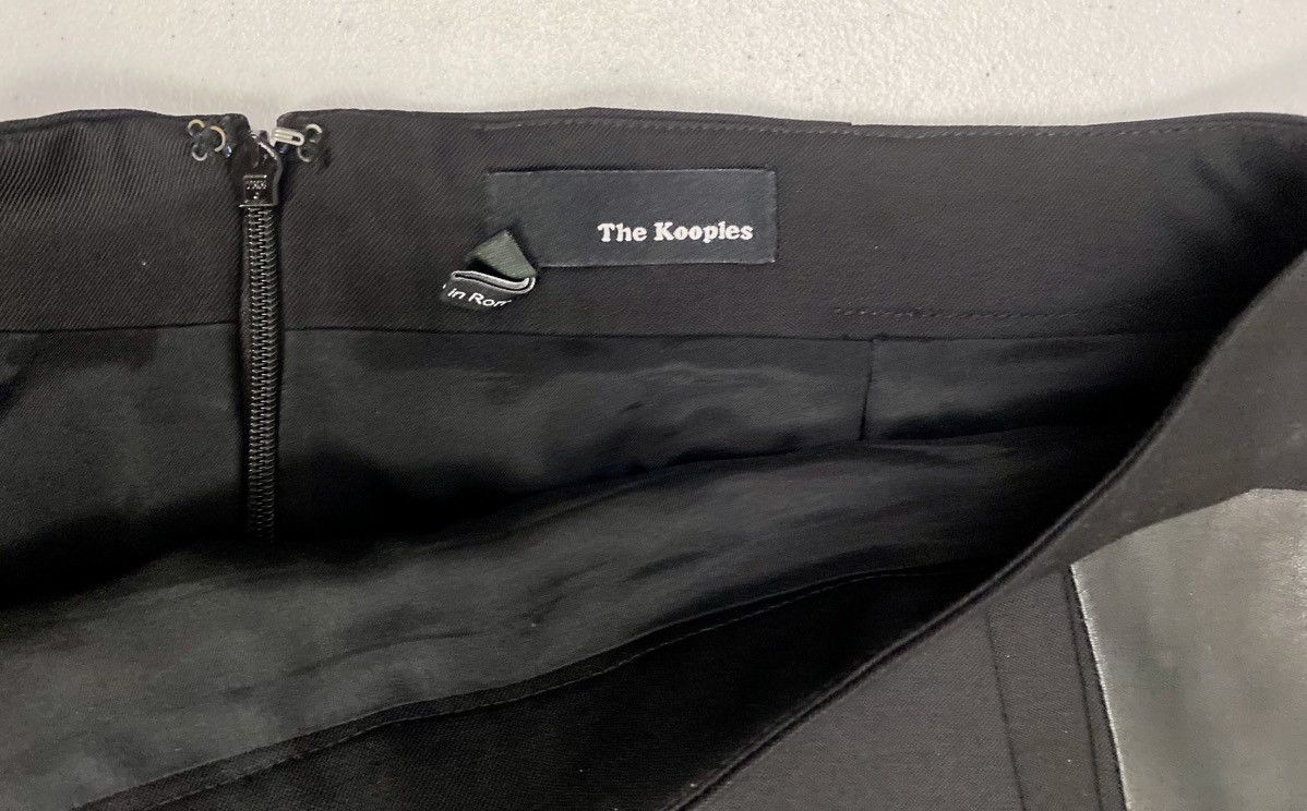 The Kooples The Kooples Black Wool Lambskin Panel Kangaroo Pocket 42 FR Size 30" / US 8 / IT 44 - 9 Thumbnail
