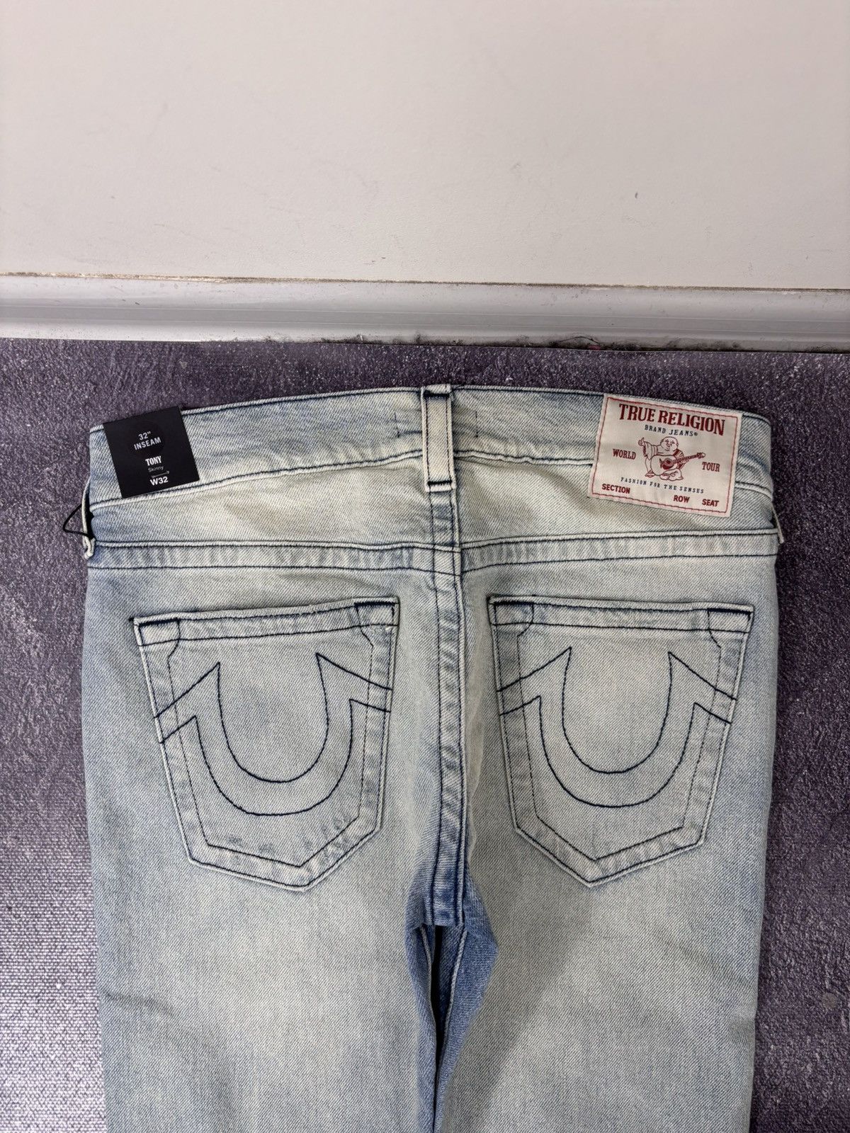 True Religion True Religion NWT Men’s Tony Skinny Light Blue Denim Jeans Size US 32 / EU 48 - 18 Thumbnail