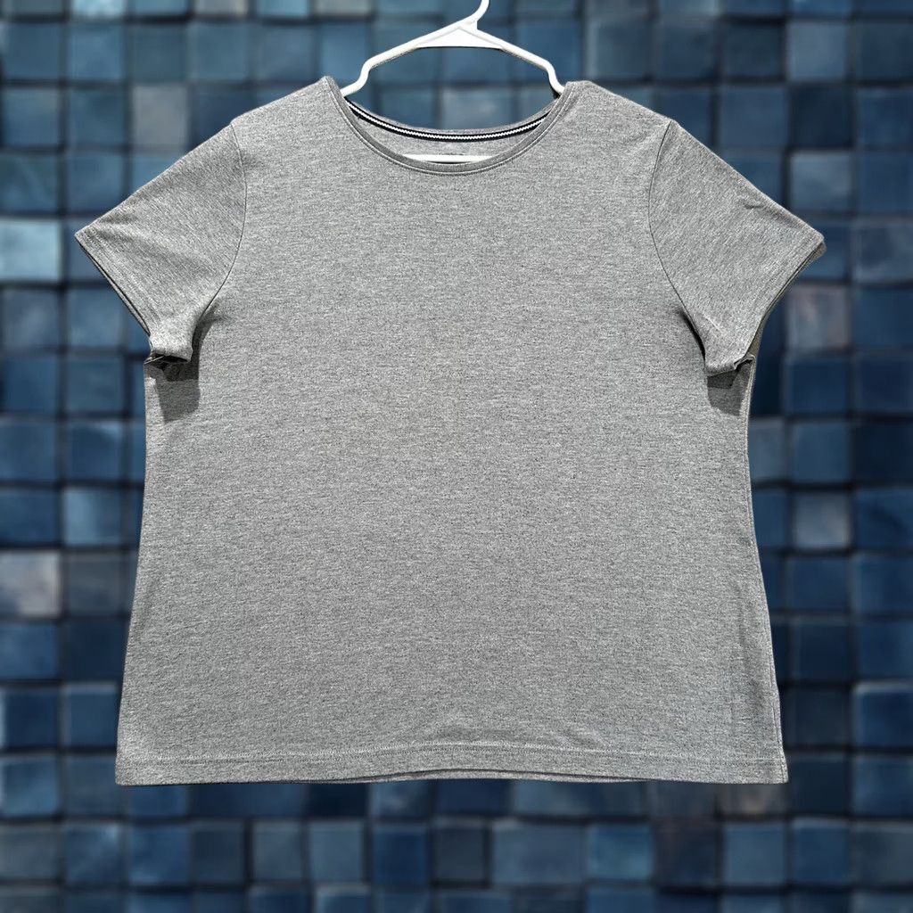 Croft & Barrow Croft & Barrow Shirt Womens XL Gray Classic Tee Short Sleeve Casual GUC Size XL / US 12-14 / IT 48-50 - 1 Thumbnail