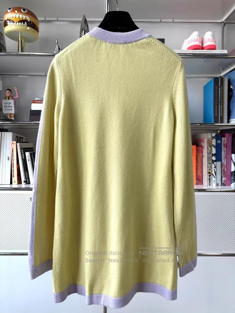 Chanel Chanel 24C yellow and purple V-neck colourful diamond buck Size XS / US 0-2 / IT 36-38 - 2 Thumbnail