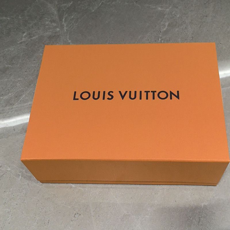 Louis Vuitton Louis Vuitton Trainer Low Top Sneakers in Tiffany Green -25 Size US 9.5 / IT 39.5 - 4 Thumbnail