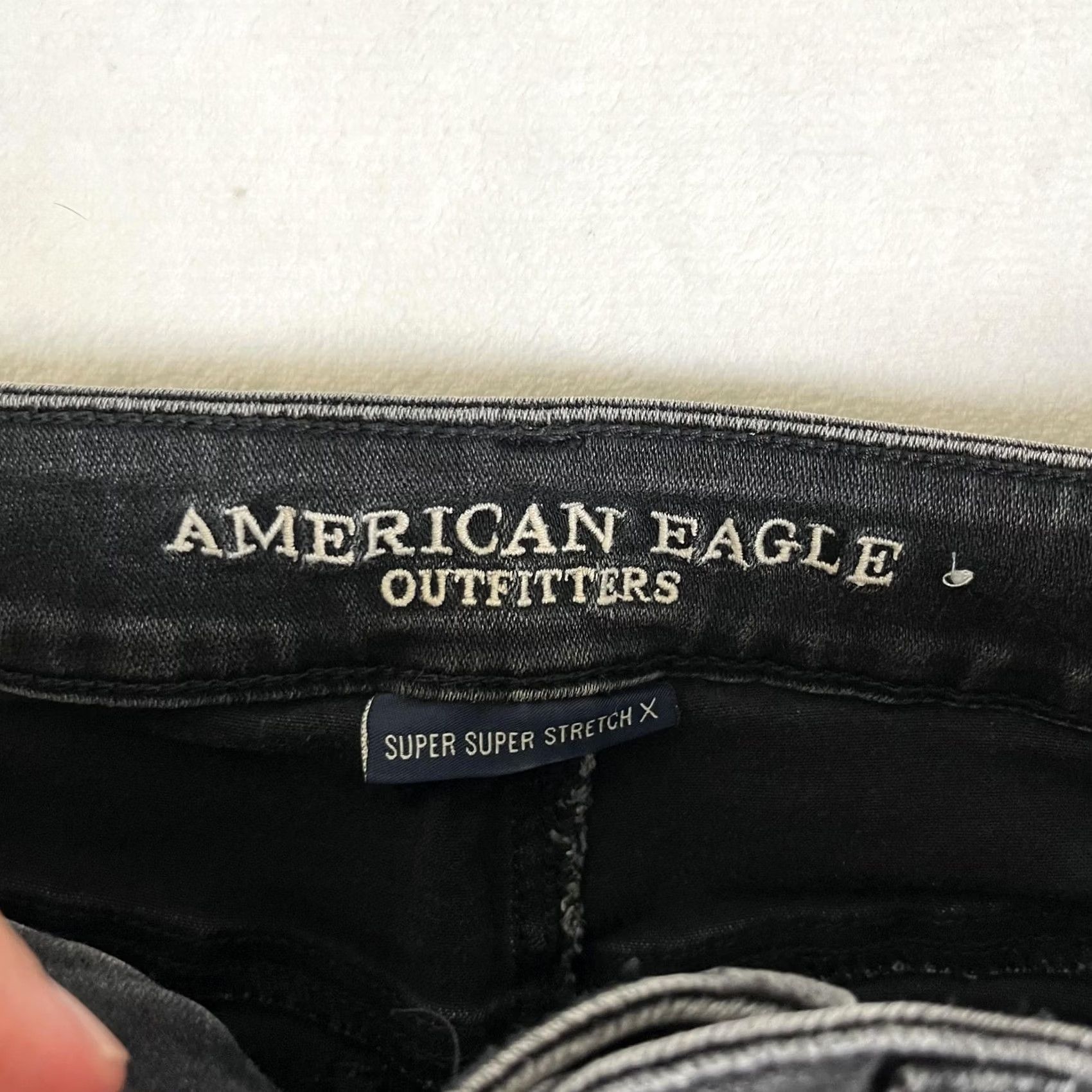 American Eagle Outfitters American Eagle Shorts Womens 2 Black Hi-Rise Shortie Distressed Cutoff Denim Size 26" / US 2 / IT 38 - 3 Thumbnail