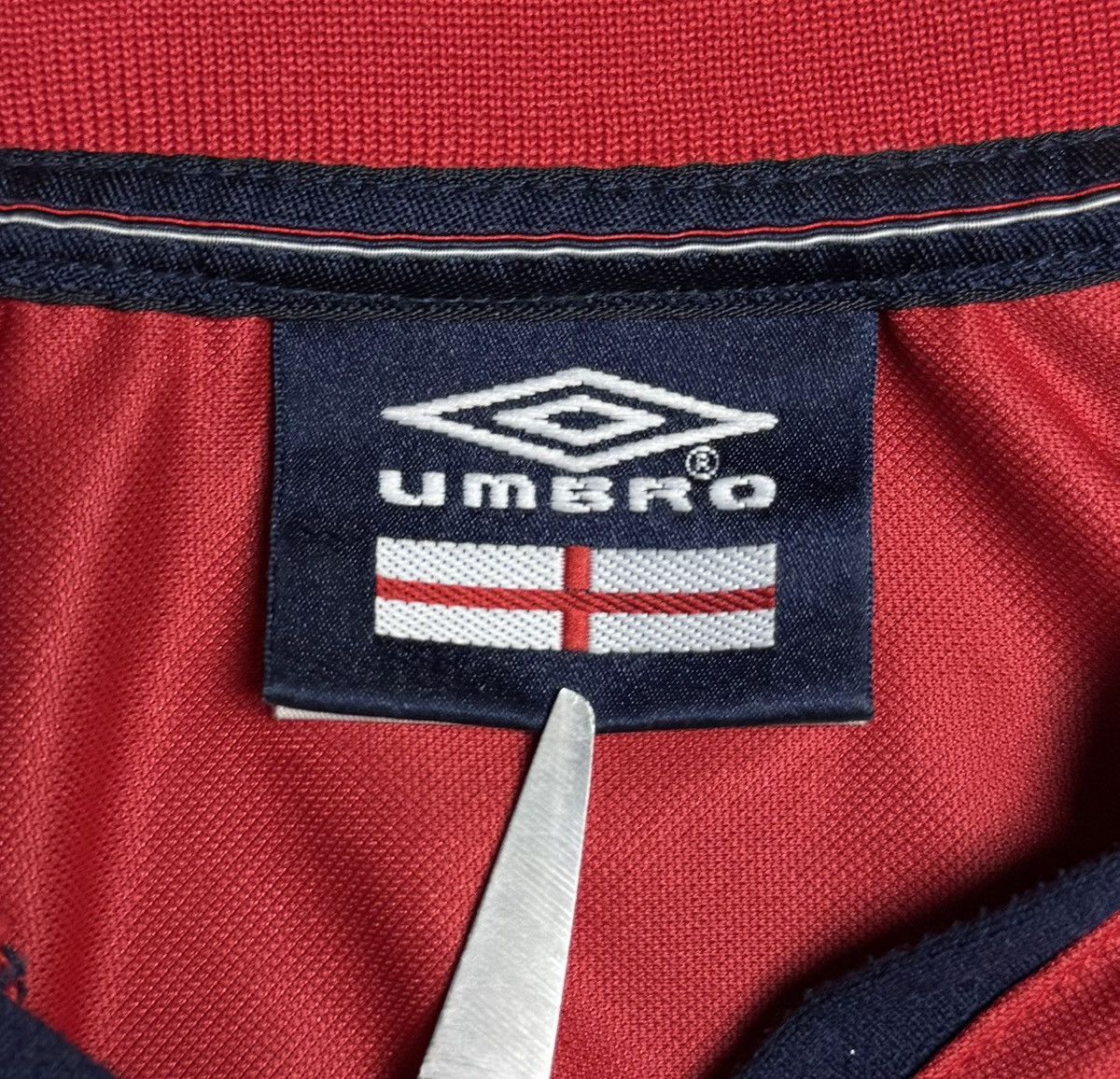 Umbro England 2000 2001 Training Shirt Soccer Jersey Umbro Vintage Size US L / EU 52-54 / 3 - 14 Thumbnail