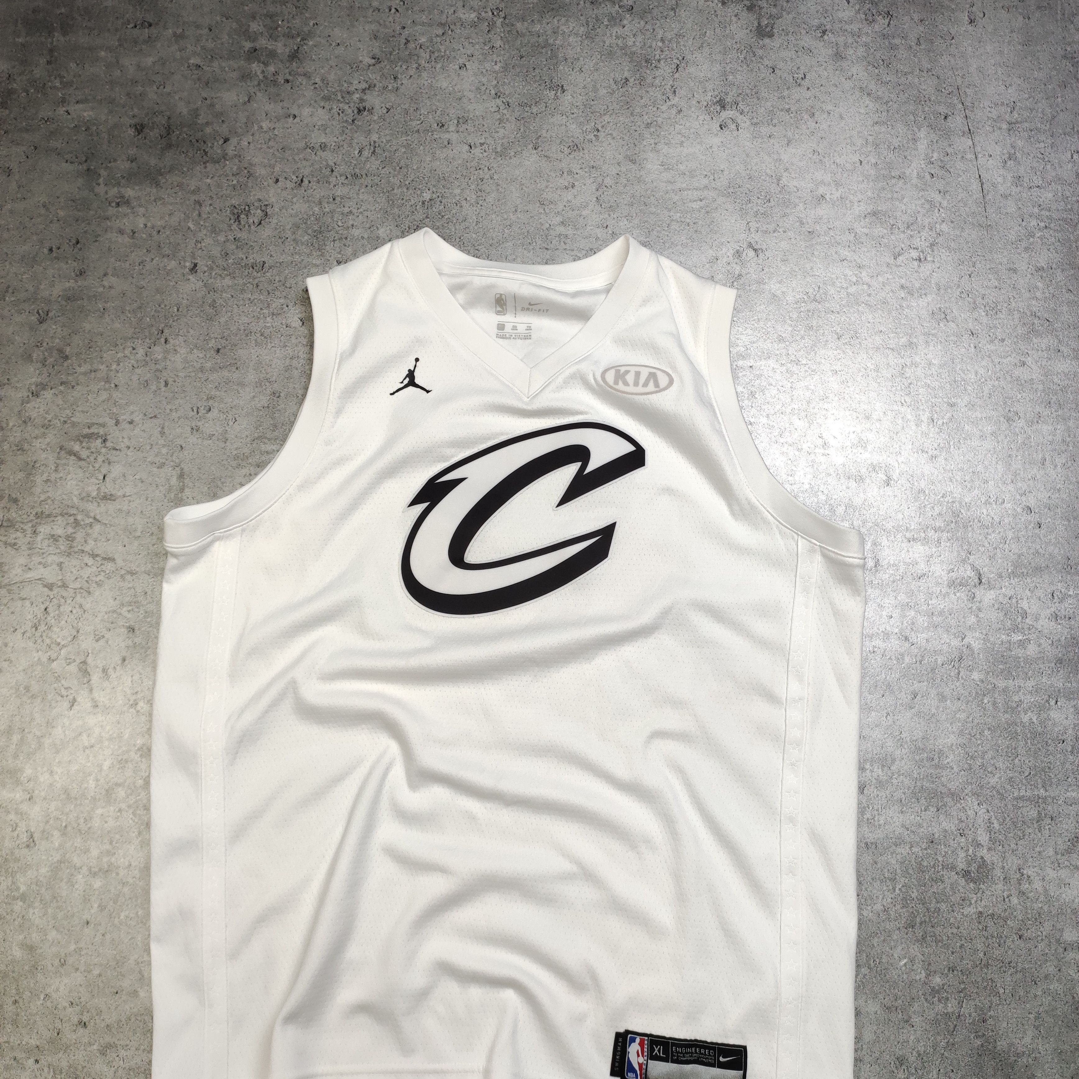 NBA × Nike RARE Limited Jordan #23 James Cavaliers 2017 NBA Jersey Size US S / EU 44-46 / 1 - 2 Thumbnail