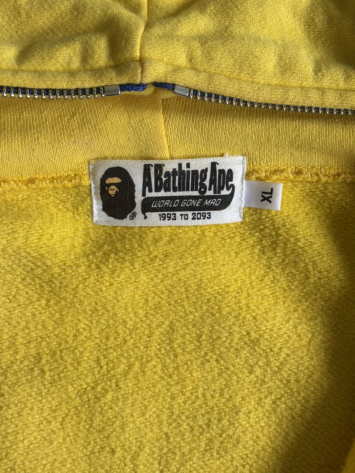 Bape **RARE** Bape x Minion Full Zip Hoodie Size US XL / EU 56 / 4 - 8 Thumbnail