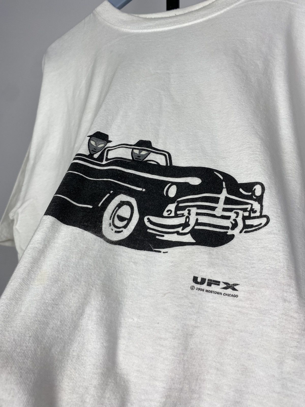 Vintage Vintage UFO CAR 1996 Graphic Alien Graphic Tee Boxy Skate Size US XL / EU 56 / 4 - 4 Thumbnail