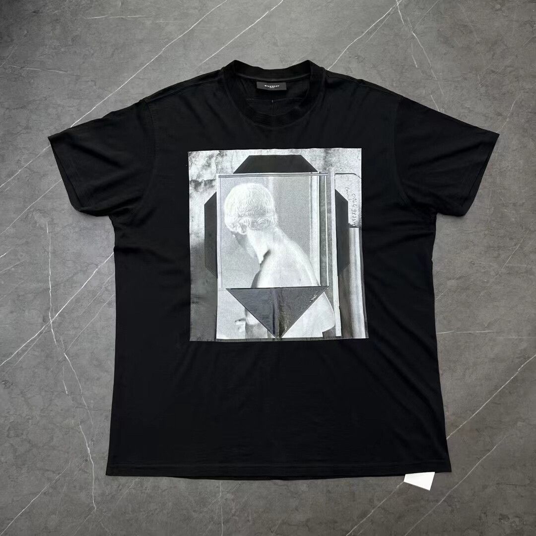 Givenchy GIVENCHY GVC Short Sleeve Printed Tee Size US S / EU 44-46 / 1 - 1 Thumbnail
