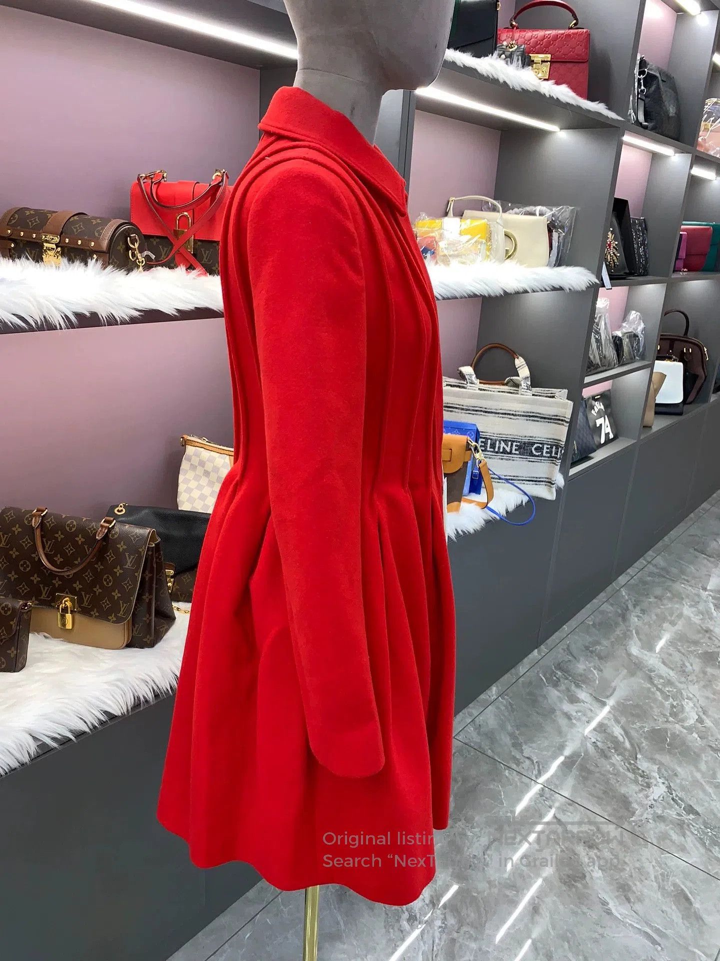 Valentino VALENTINO Women's Red Cashmere Coat. Size US XL / EU 56 / 4 - 6 Thumbnail