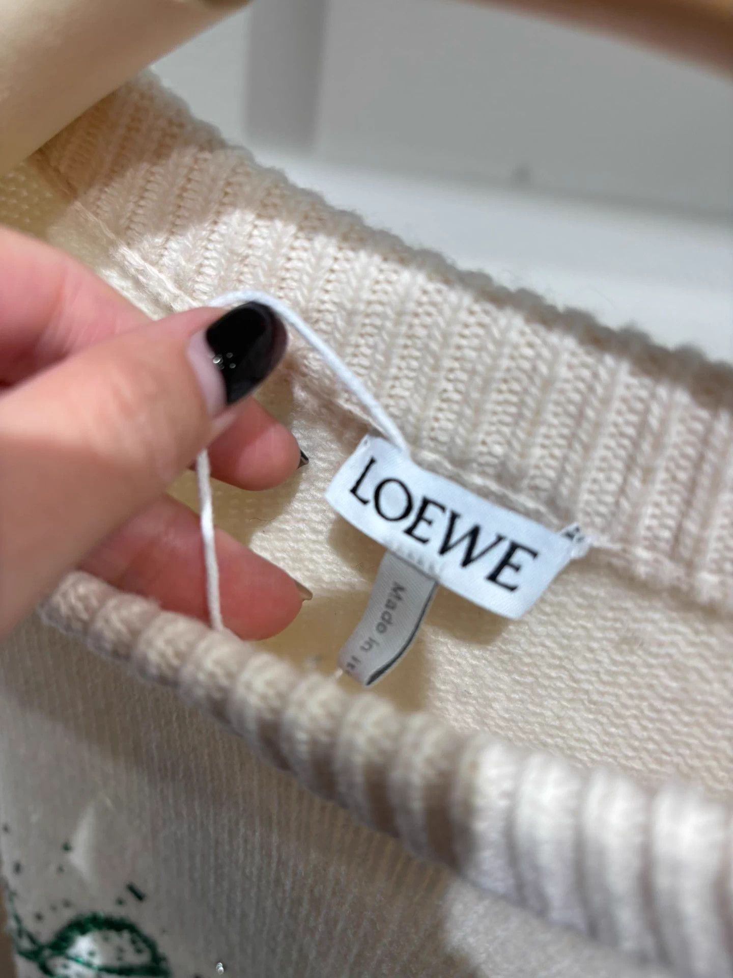 Loewe Loewe XS Sequin Logo Wool Sweater Deadstock Size XS / US 0-2 / IT 36-38 - 3 Thumbnail