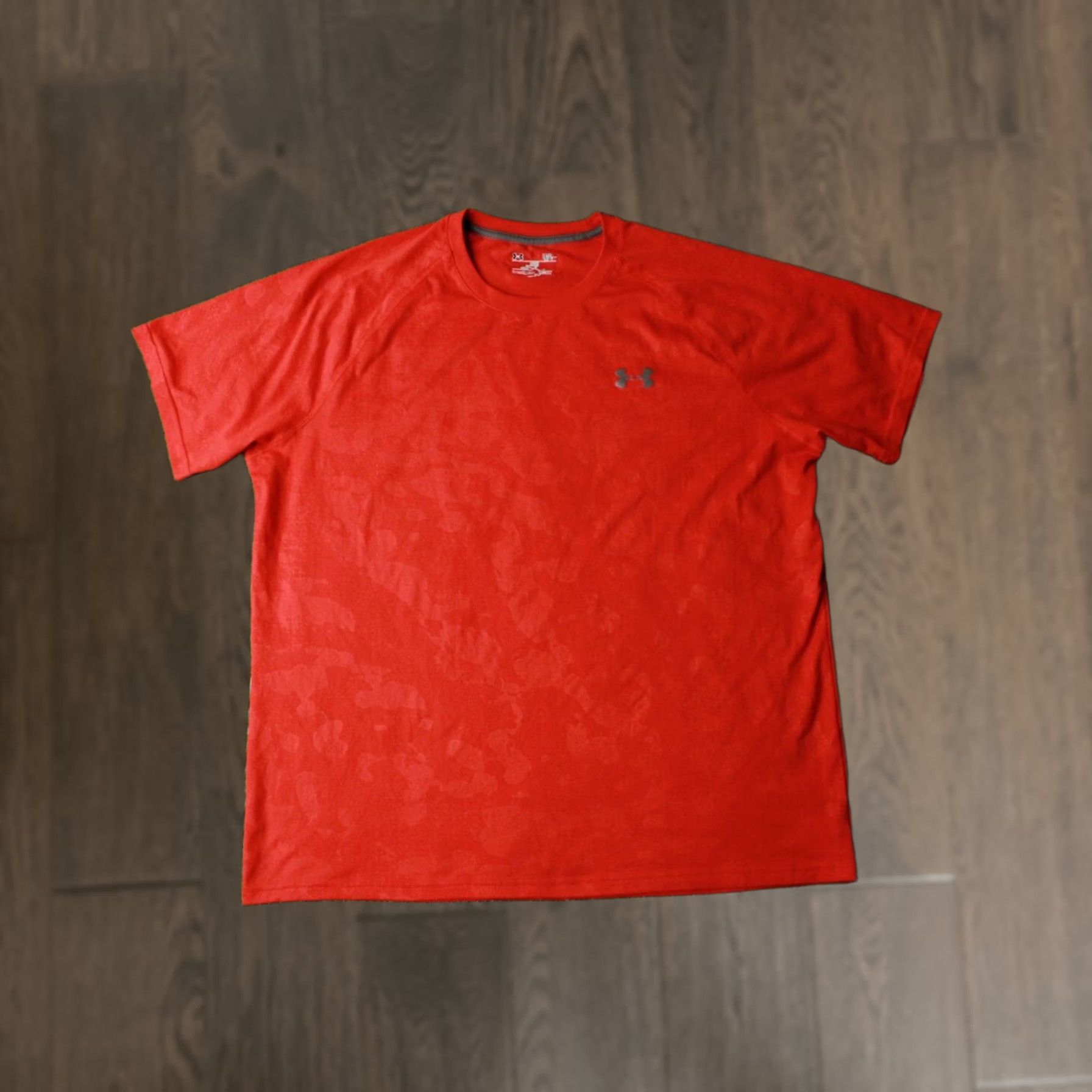 Under Armour UNDER ARMOUR HEATGEAR T-Shirt Men Jersey 2014 L Red CrossFit Short Sleeve Shirt Compression Mens Size US L / EU 52-54 / 3 - 1 Thumbnail