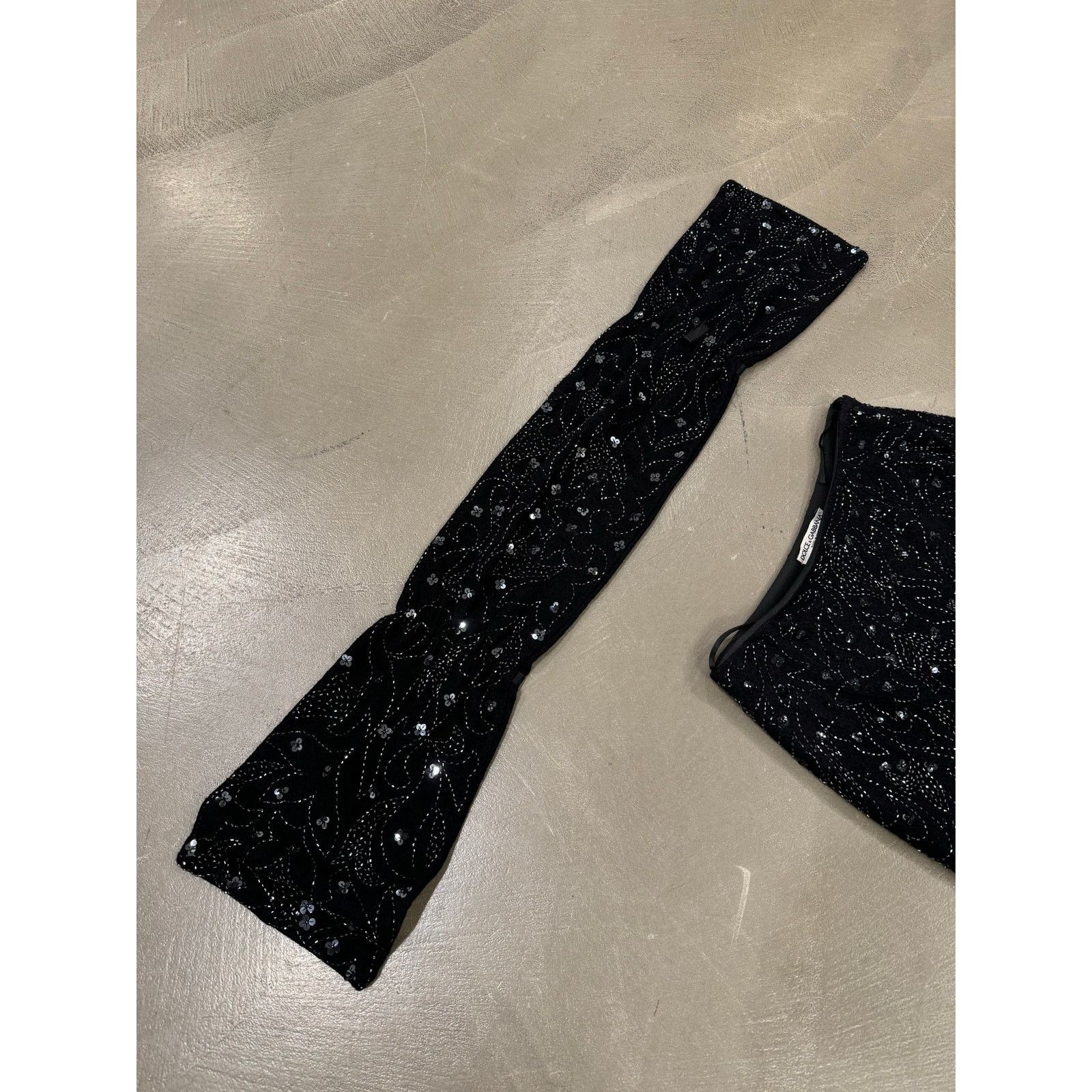 Dolce & Gabbana S/S 1999 Dolce & Gabbana paillettes beaded skirt set Size 27" / US 4 / IT 40 - 6 Thumbnail