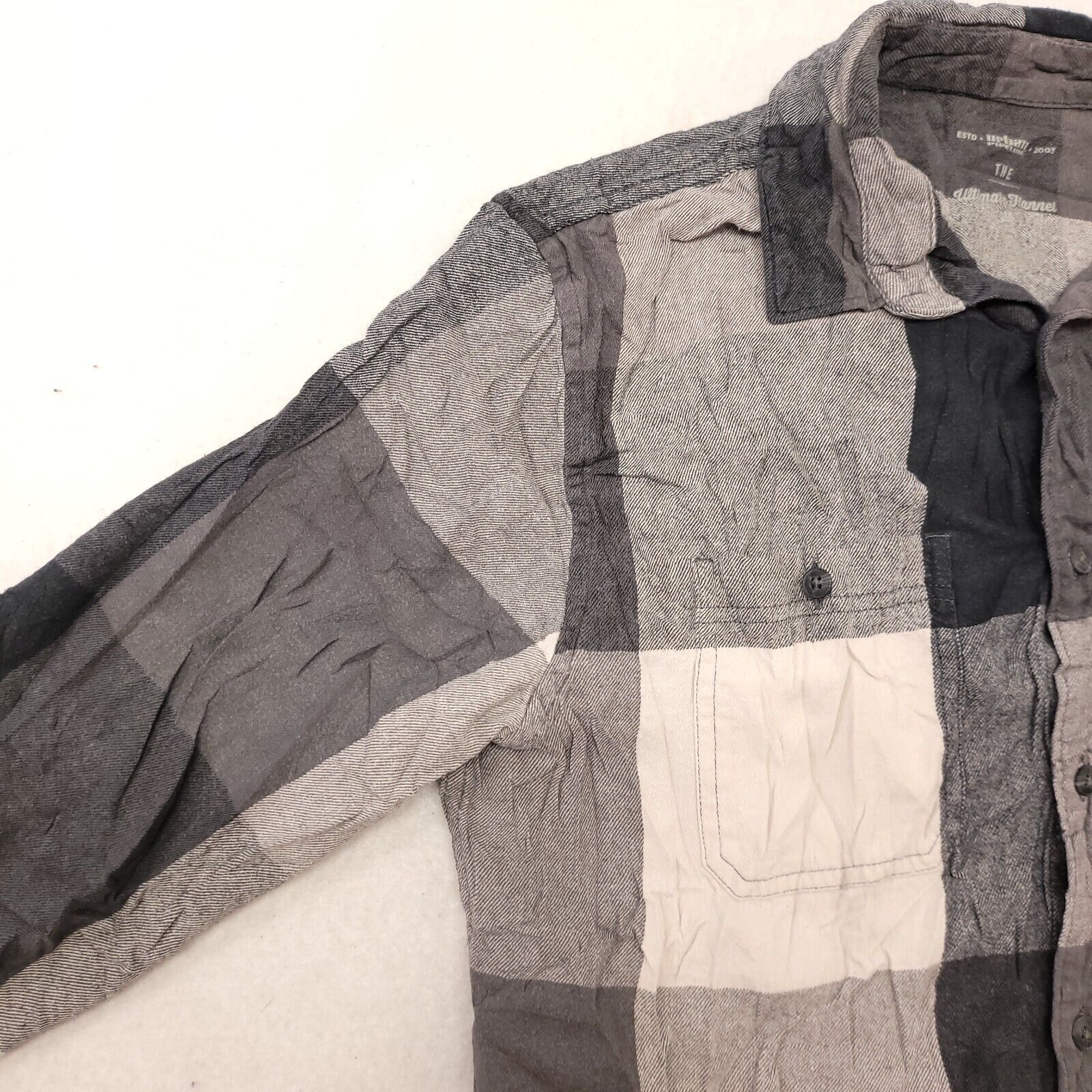 Urban Pipeline Urban Pipeline Gingham Flannel Shirt Mens Size Medium M Gray Size US M / EU 48-50 / 2 - 4 Thumbnail