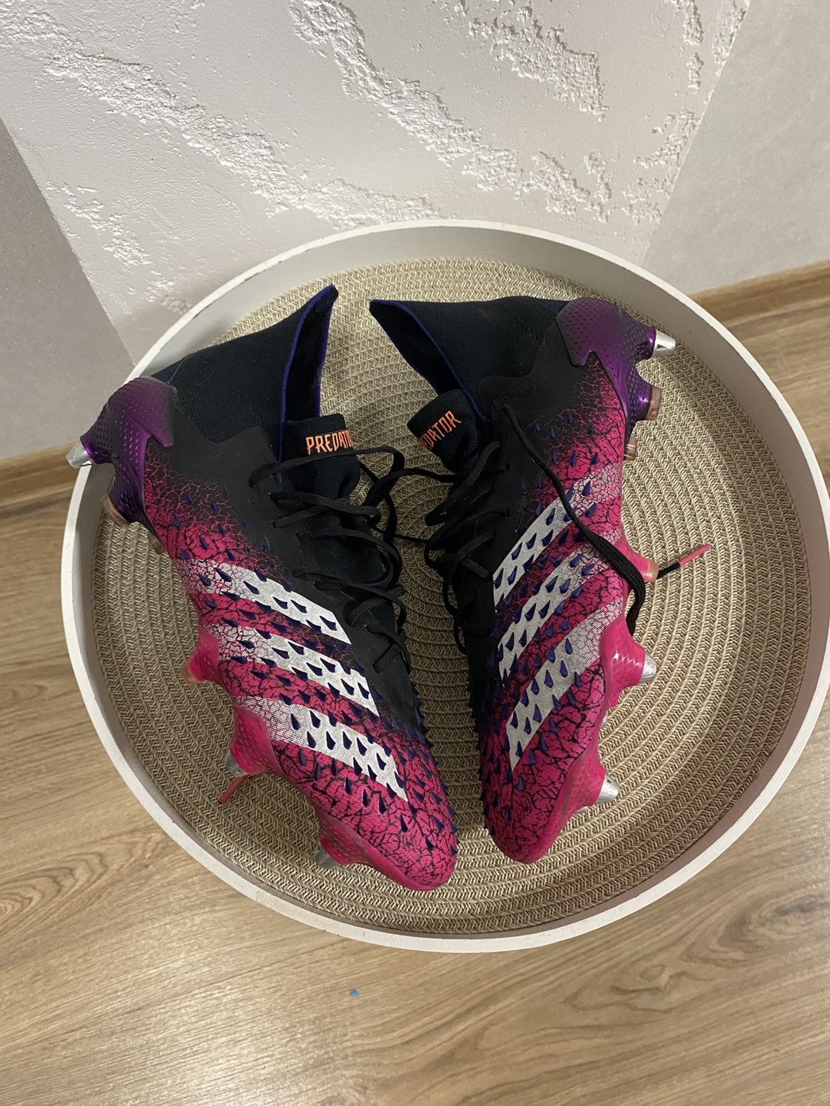 Other Adidas Soccer Predator Freak .1 SG Cleats Size: 40 2/3 Size US 7 / EU 40 - 1 Thumbnail