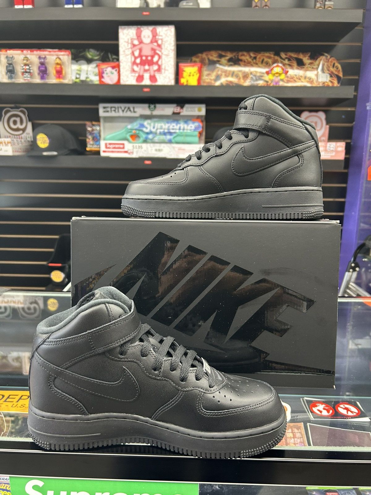 Nike × Supreme Nike x Supreme Air Force 1 (high top) Size US 6 / EU 39 - 2 Thumbnail