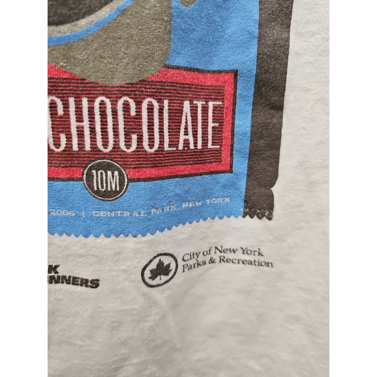 CHOCOOLATE Vintage 2006 New York Road Runners Hot Chocolate December Race XL Shirt Mens White Cotton Graphic Tee Size US XL / EU 56 / 4 - 5 Thumbnail