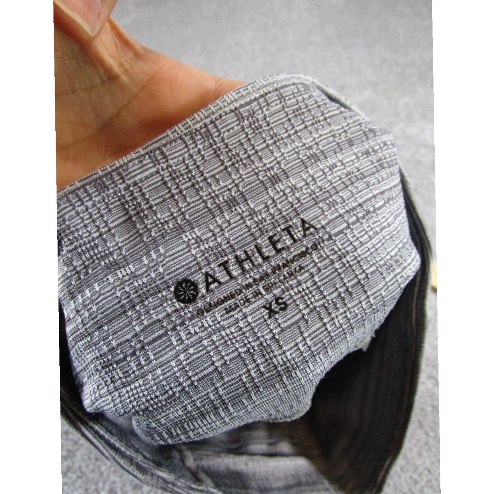 Athleta Athleta Womens Xs Chaturanga Jacquard Gray Stretch Yoga Leggings Size 26" / US 2 / IT 38 - 7 Thumbnail