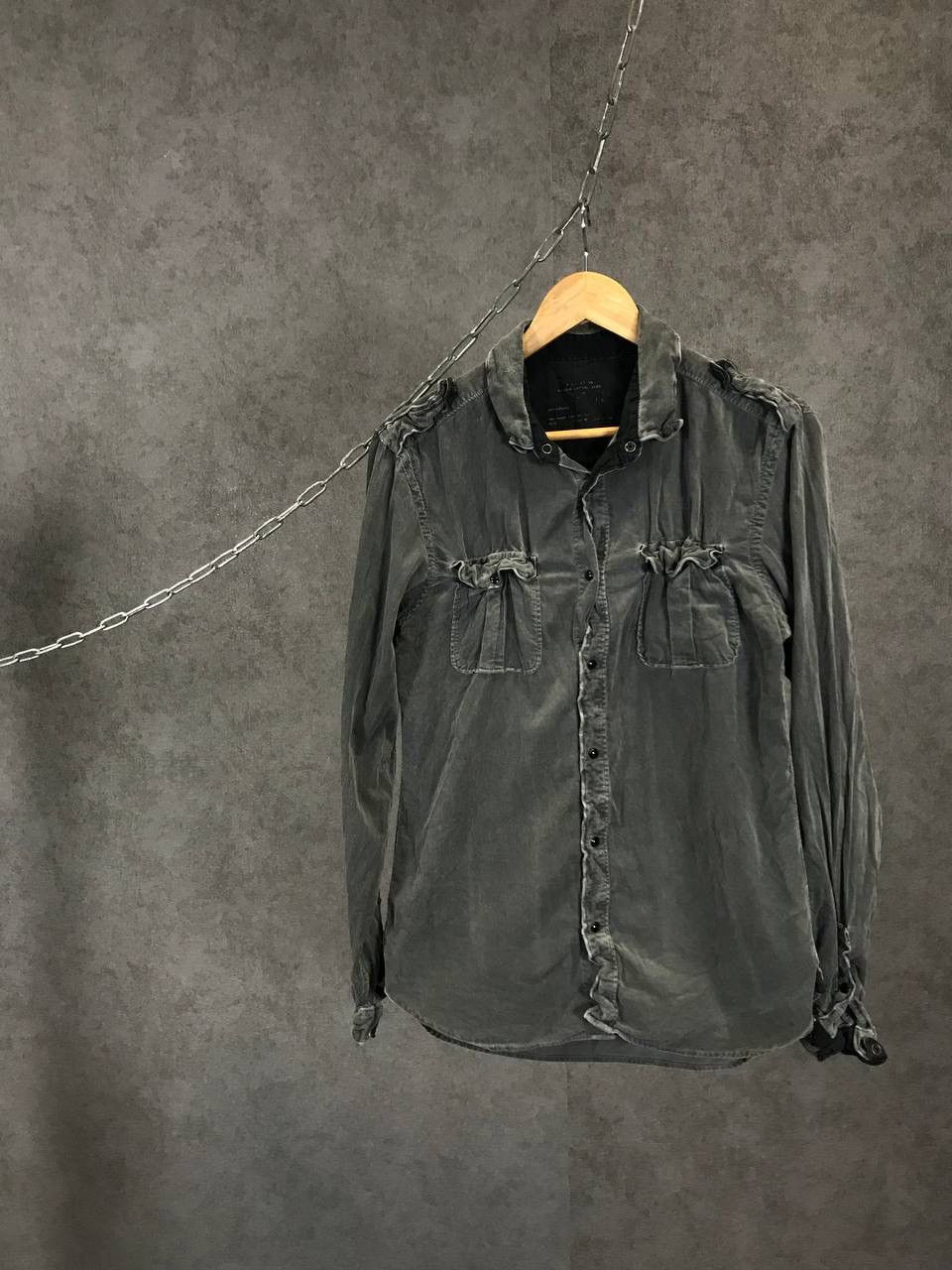 Allsaints Allsaints vintage velvet avant garde shirt Size US S / EU 44-46 / 1 - 1 Thumbnail