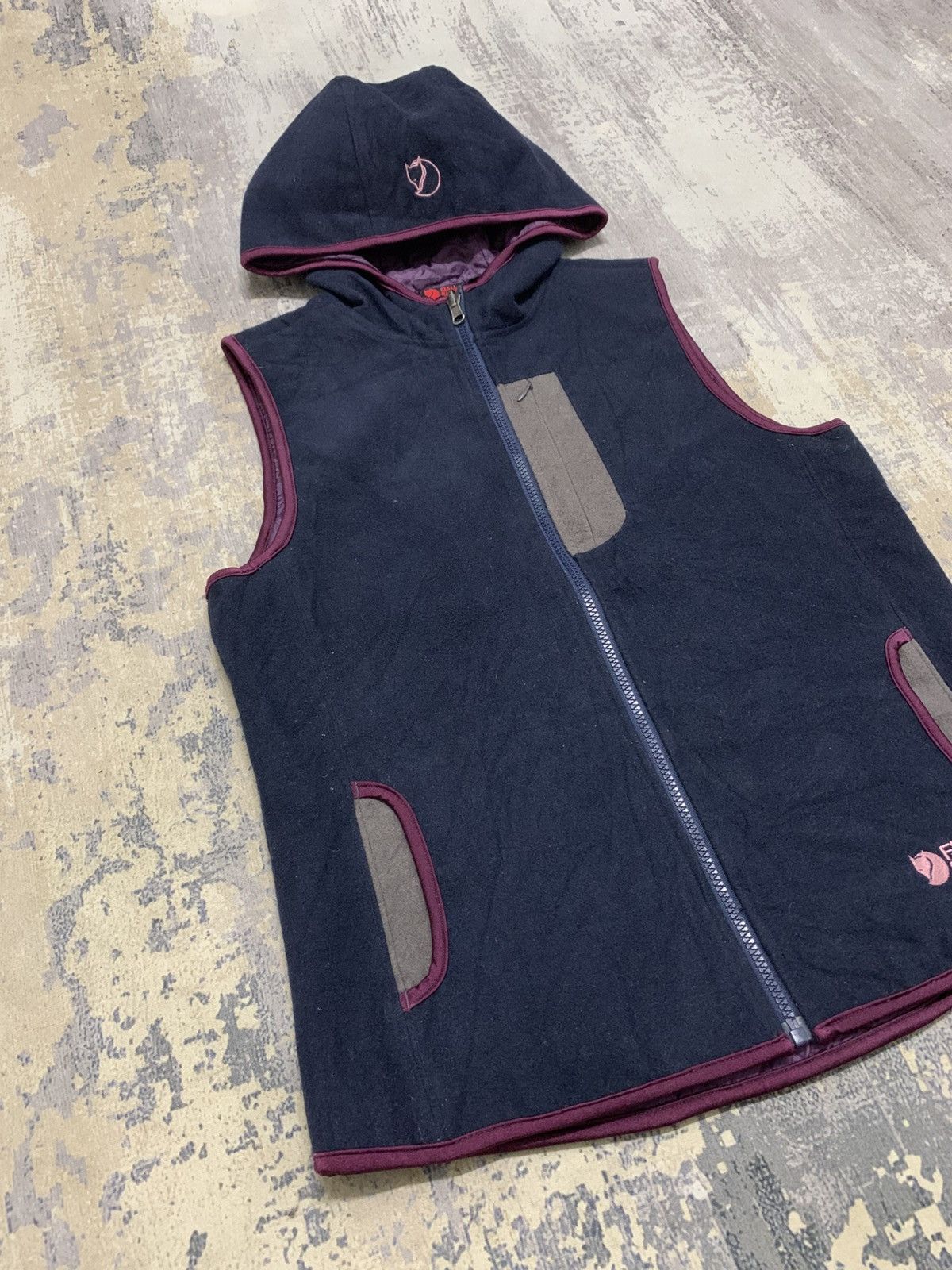 Fjallraven Vintage Fjallraven Hoodie Vest Size L / US 10 / IT 46 - 3 Thumbnail
