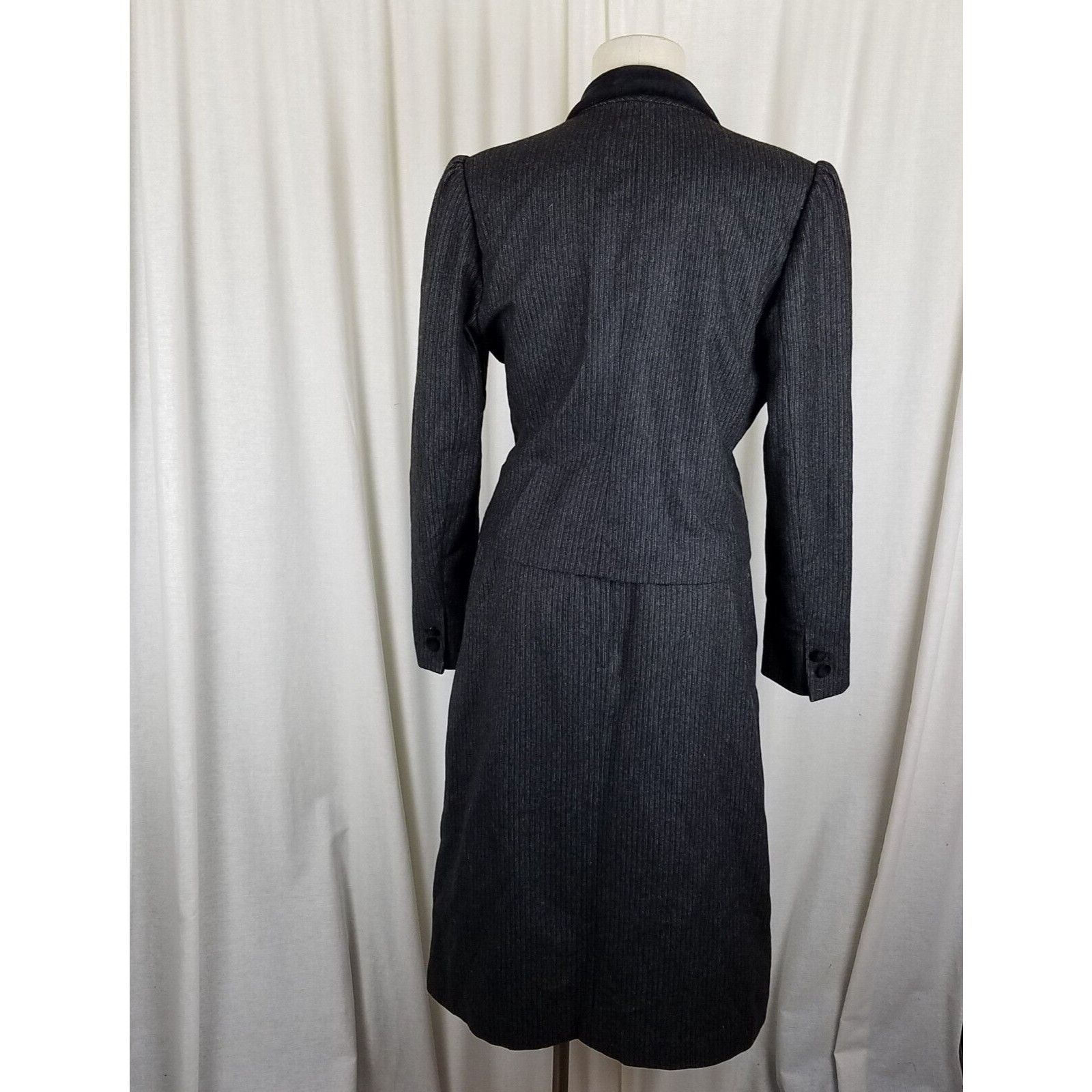 Vintage Vtg Sasson Pinstripe Wool Pencil Skirt Blazer Jacket Suit 10 Size L / US 10 / IT 46 - 3 Thumbnail