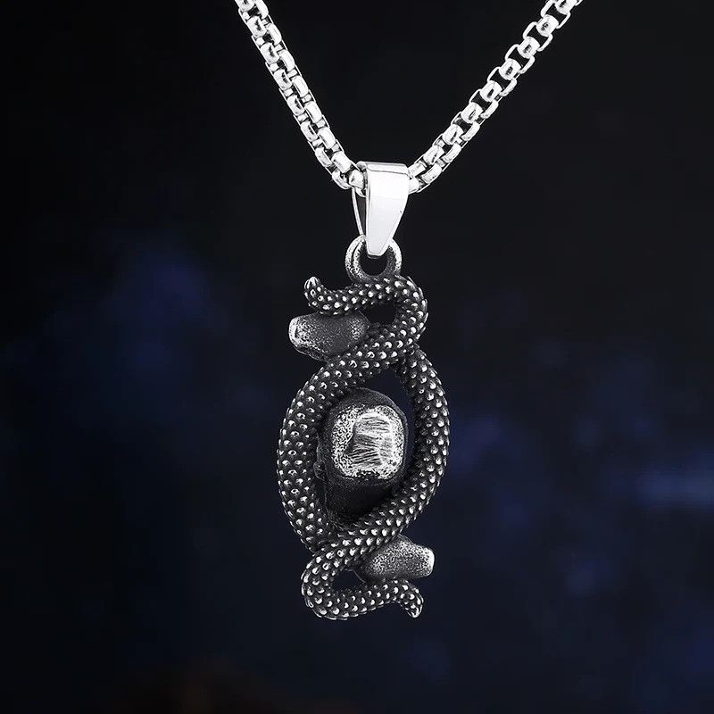 Japanese Brand × Jewelry Skull With Snake Pendant Necklace Size ONE SIZE - 2 Thumbnail