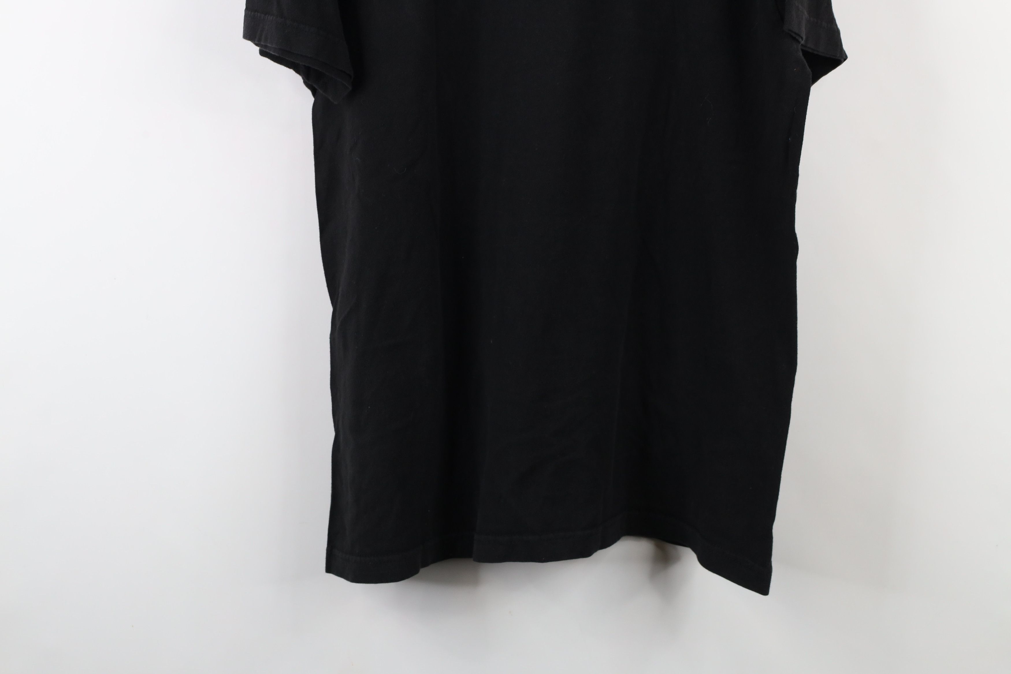 Vintage Vintage Y2K Call of Duty Spell Out Gamer T-Shirt Black Size US L / EU 52-54 / 3 - 10 Thumbnail