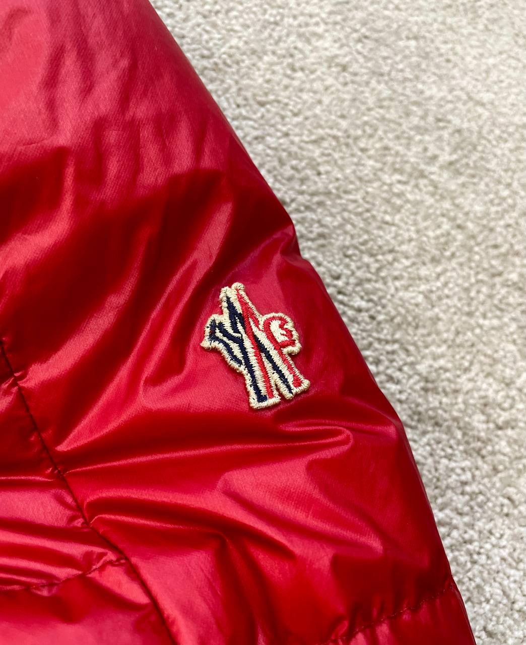 Moncler Moncler Micro Doudone Puffer Jacket Red Black Size US L / EU 52-54 / 3 - 8 Thumbnail