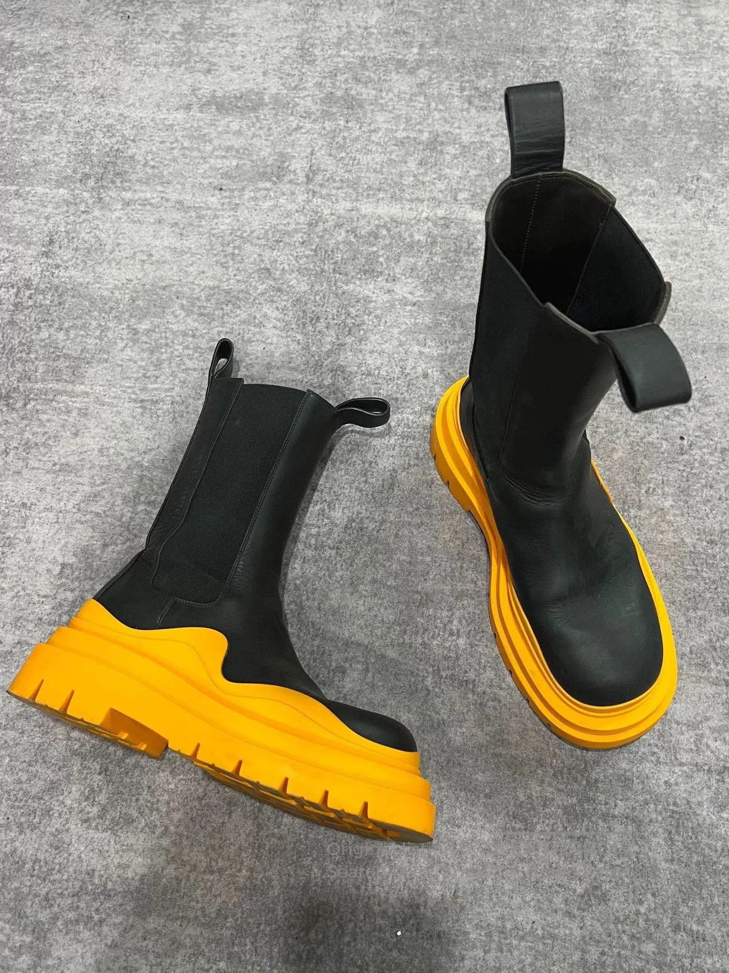Bottega Veneta Bottega Veneta Black and Yellow Boots. Size US 6 / IT 36 - 2 Thumbnail