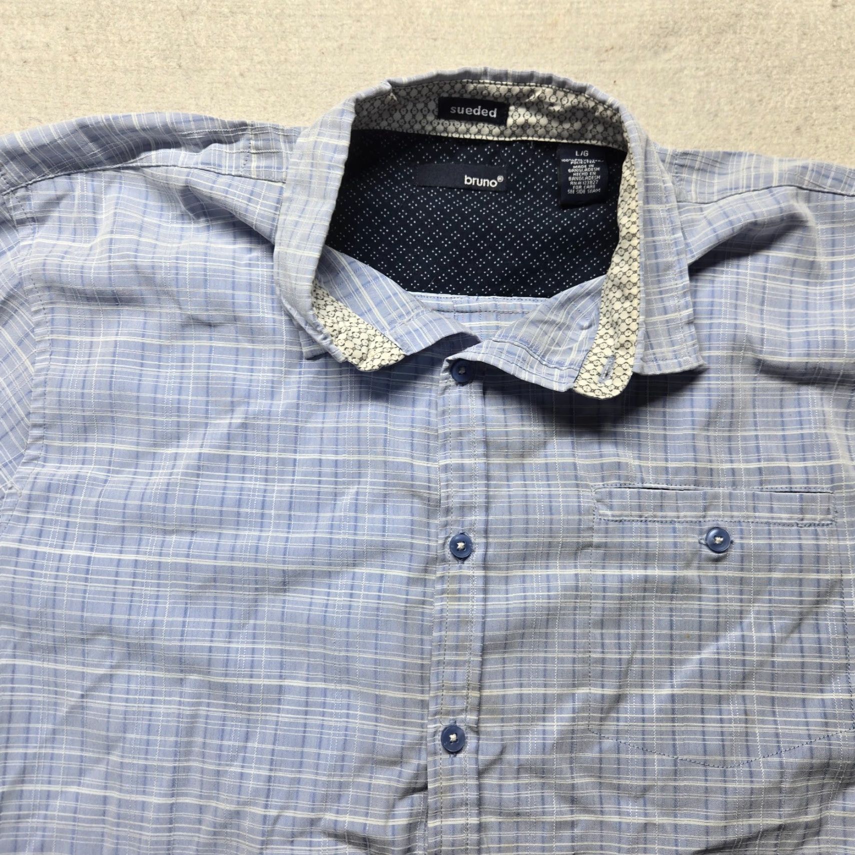 Vintage Bruno Shirt Blue Short Sleeve Button-Up Suede Microfiber Adult Men's L Regular Size 90s Casual Business Fold-Front Button-Front Collared Shirt Size US L / EU 52-54 / 3 - 2 Thumbnail