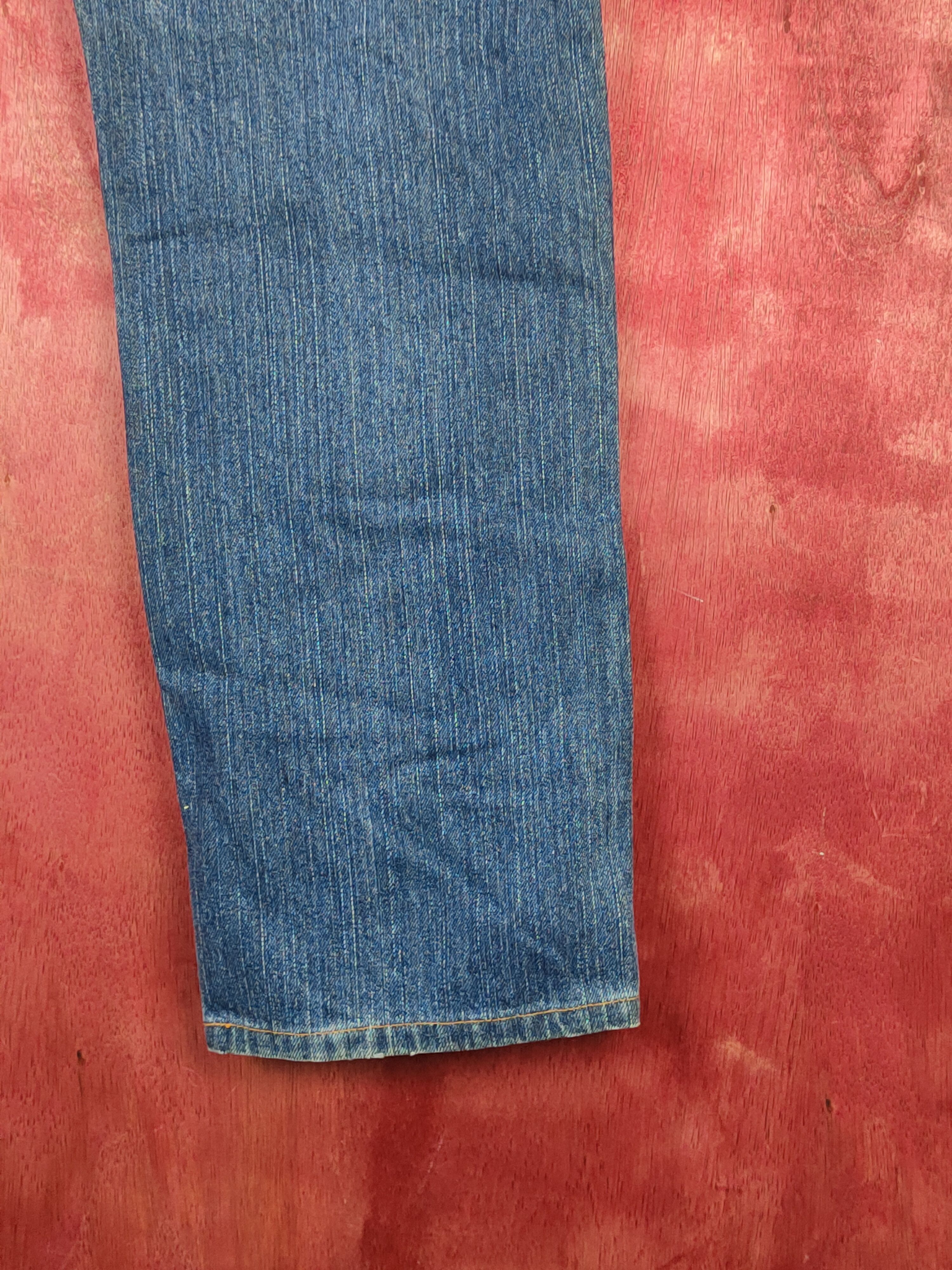 Levi's Levi's Blue Distressed Ripped denim Jeans #S1826 Size US 31 - 12 Thumbnail