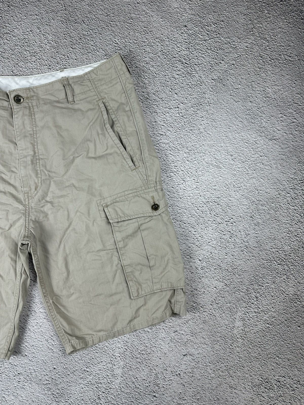 Levi's Vintage Levis Cargo Short Y2K Baggy Streetwear White Label Size US 34 / EU 50 - 7 Thumbnail