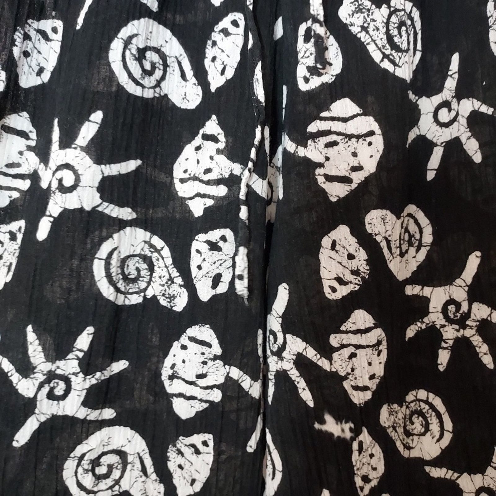 Other Tropical Beach Black and White Crinkle Cropped Capri Pants Size 27" / US 4 / IT 40 - 6 Thumbnail
