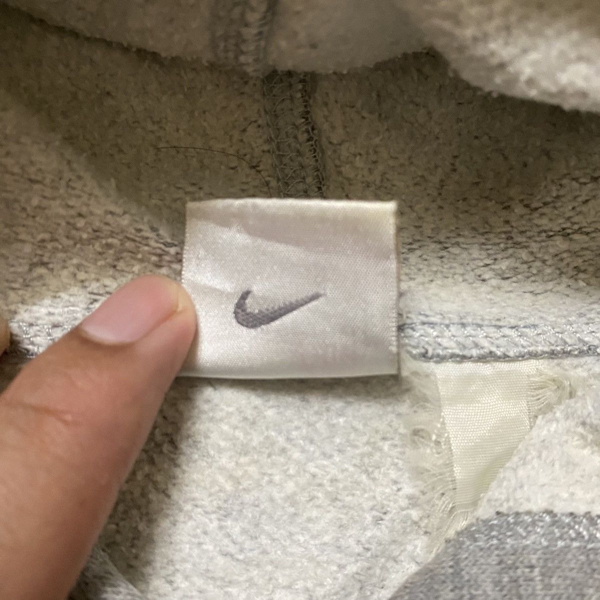 Nike × Vintage Vintage 90's Nike Big Swoosh Hoodies Size US L / EU 52-54 / 3 - 10 Thumbnail