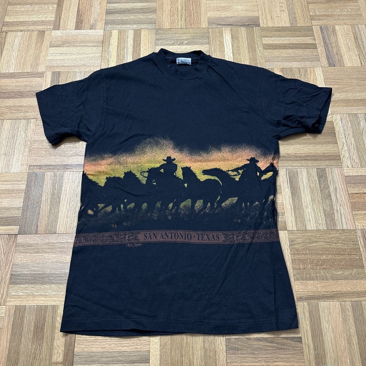 Hanes Vintage San Antonio Texas tee Size US M / EU 48-50 / 2 - 1 Thumbnail