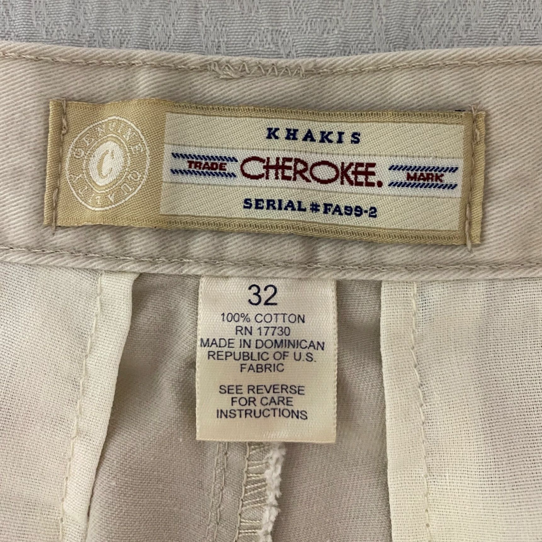 Cherokee VINTAGE Cherokee Khakis Pleated Chino Shorts Mens Size 32 Beige Casual Size US 32 / EU 48 - 4 Thumbnail