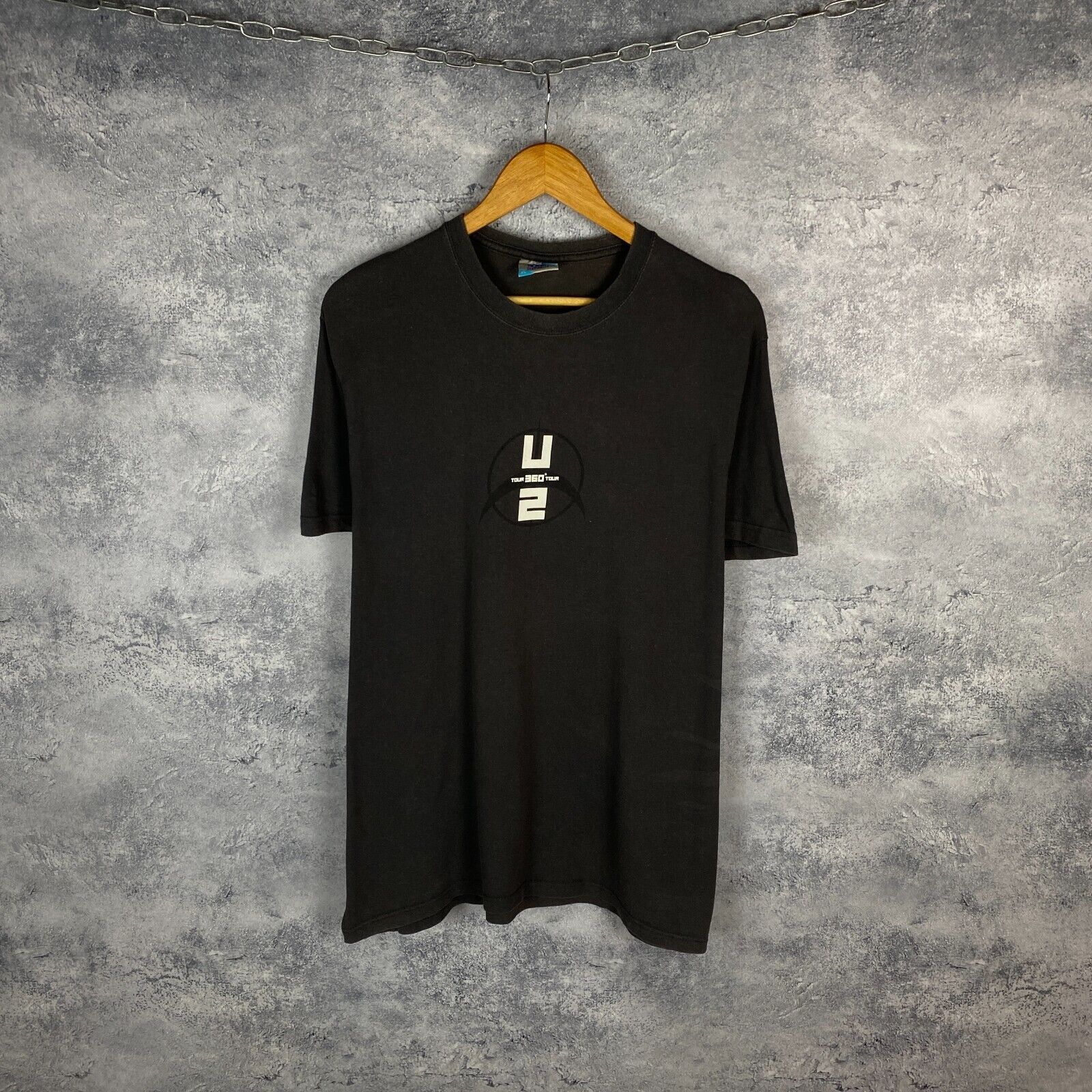 Band Tees U2 2009 Tee Men's Size XL Gray Short Sleeve ` Size US XL / EU 56 / 4 - 1 Thumbnail